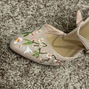 Forever 21 Nude Lace Up Floral Heels